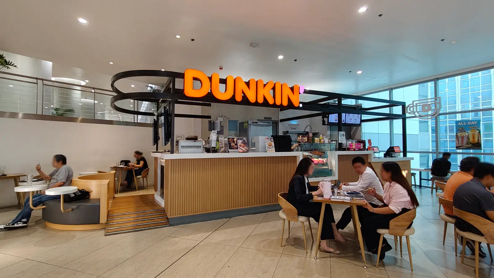 DUNKIN DONUTS in Gateway Mall